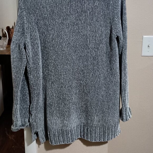 Orvis Women V-Neck Pullover Long Sleeve Sweatshirt Size Medium Soft Fleece Gray - Picture 10 of 11